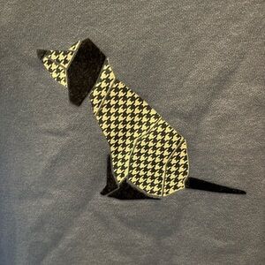NWOT Dusty Blue Houndsooth Hound Dog Beagle Puppy Graphic Pullover Crewneck
